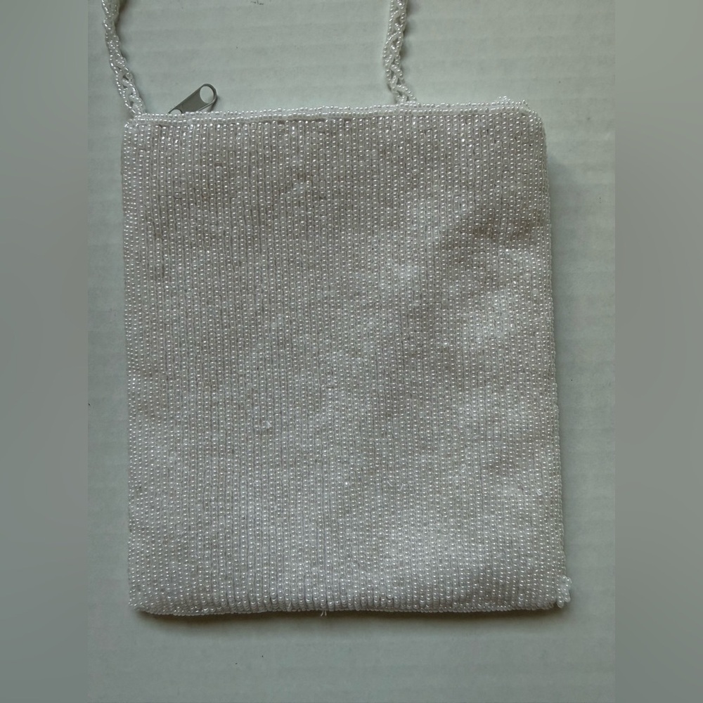 ERMO Fish Design Beaded crossbody purse - Picture 5 of 12